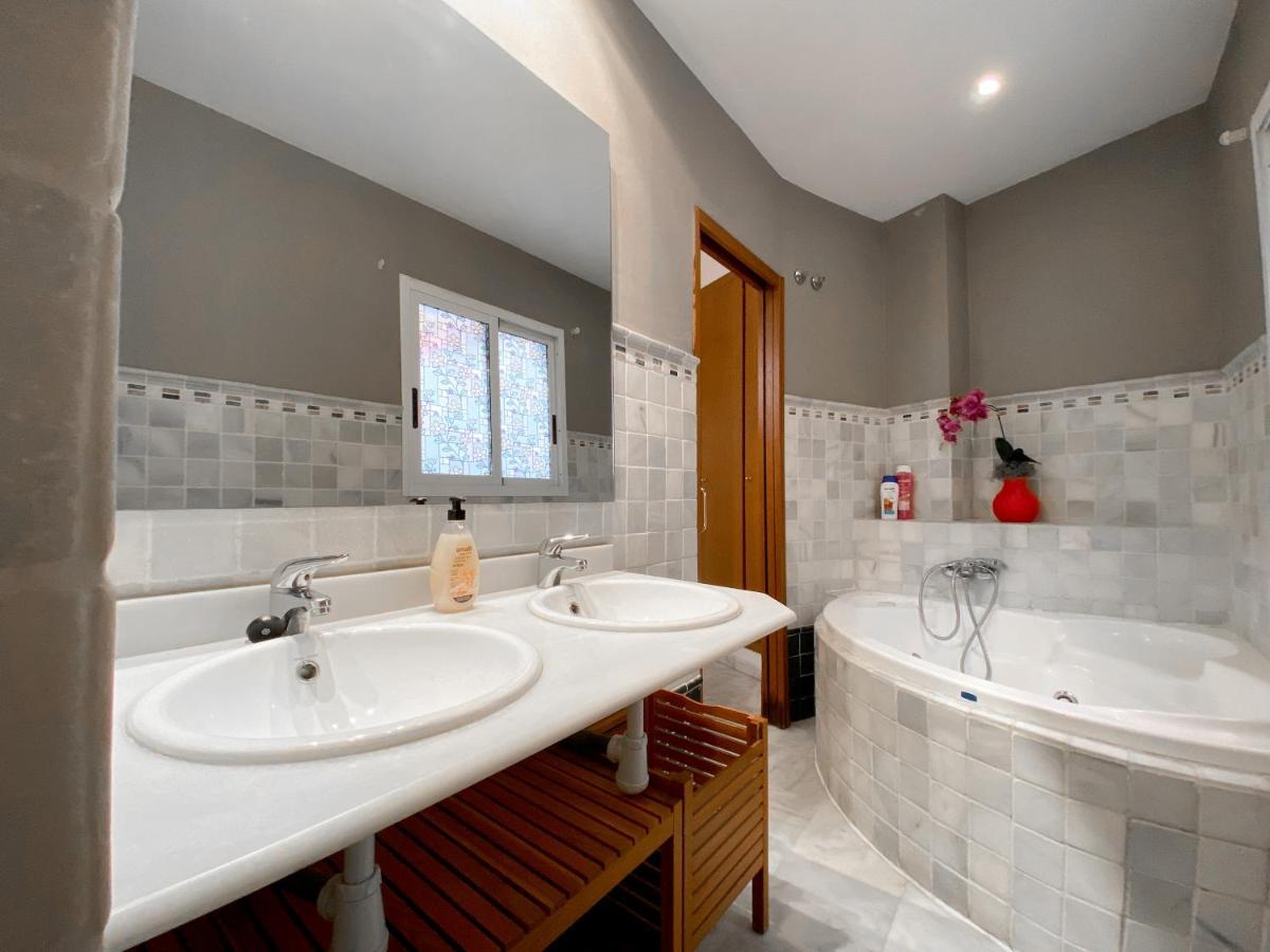 Centro. Wifi/aacc Jacuzzi Apartment Valencia