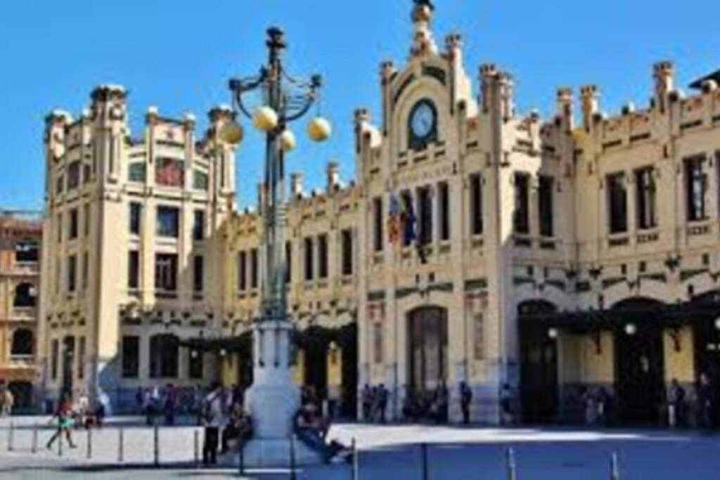 Apartment With Jacuzzi Free Wifi Valencia