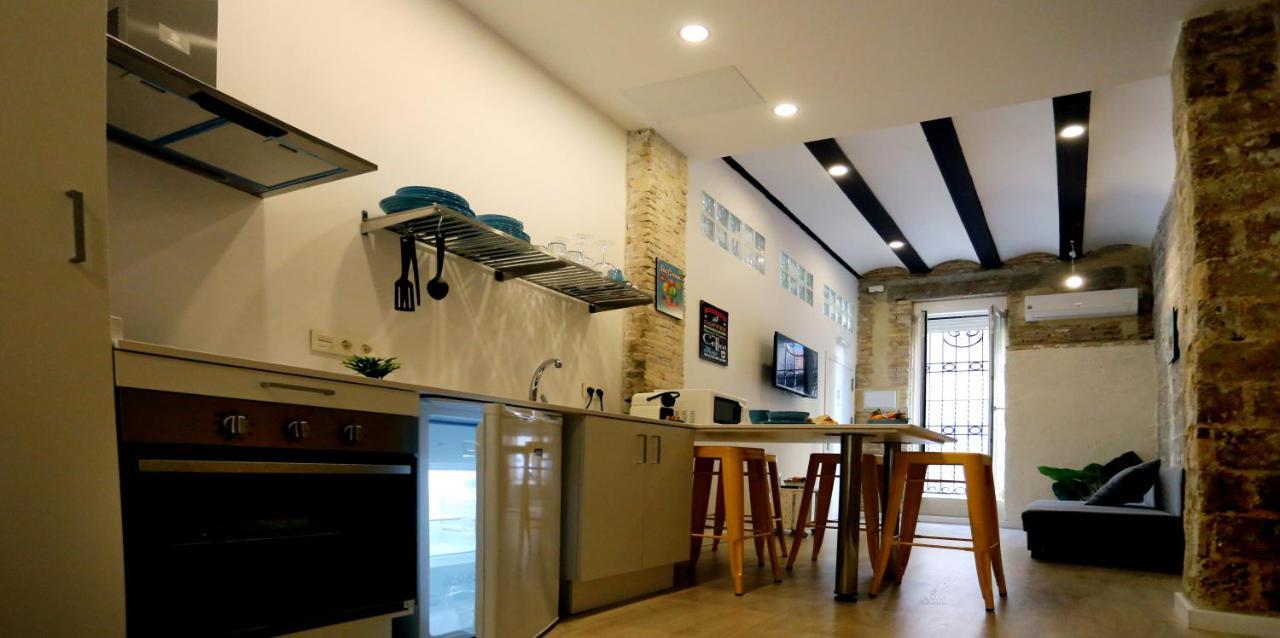 Loft Independiente Con Piscina Compartida En Centro De Valencia