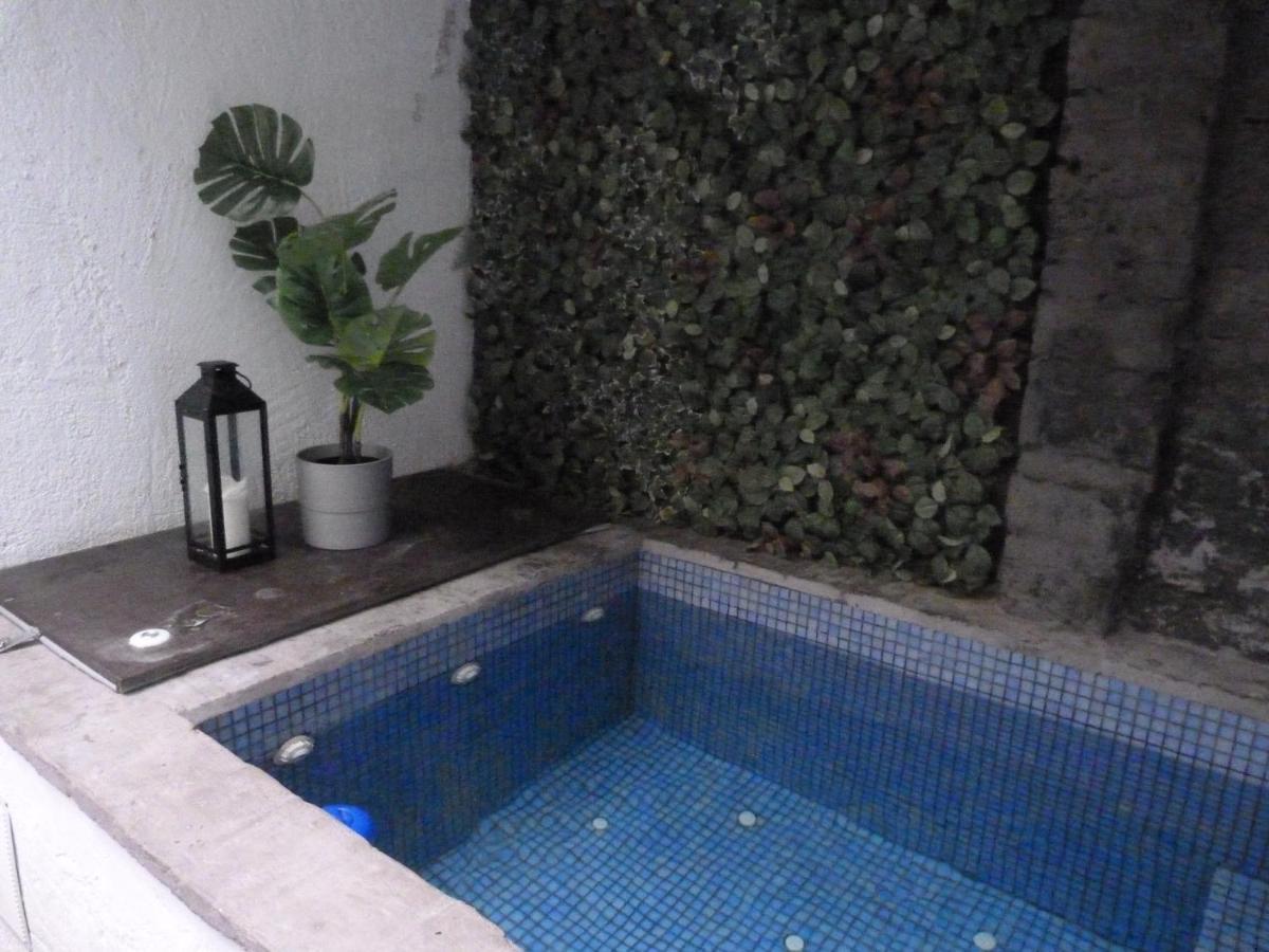 Pequeno Con Mini Piscina - No Climatizada Appartement