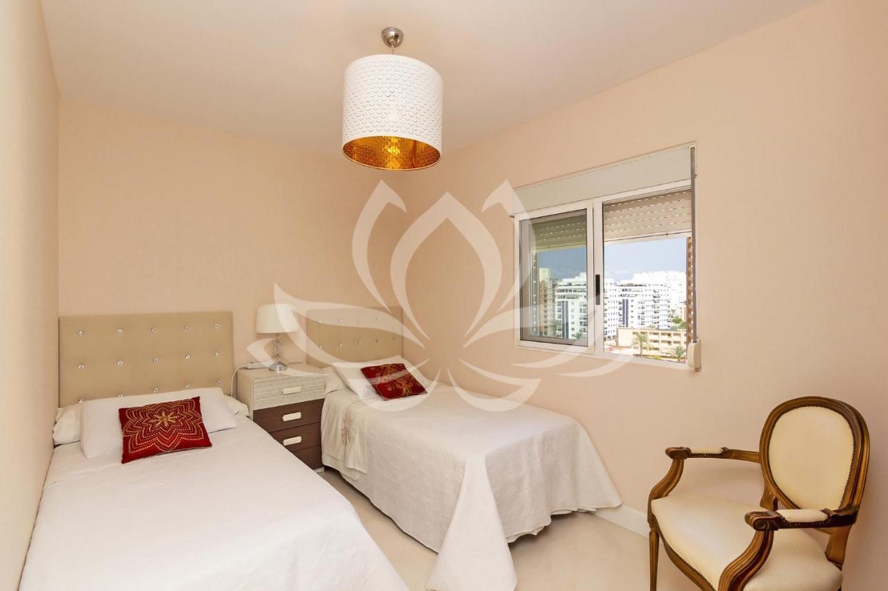 The White Apartment: Luxury, And Design * Valencia
