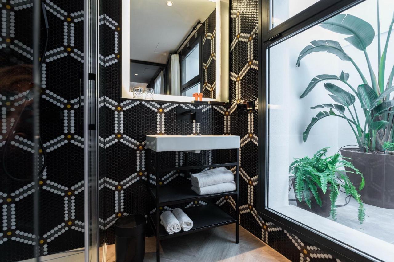 Reina 107 Boutique Guest house