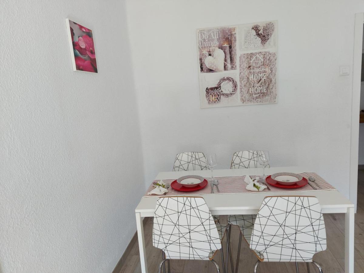 Malvarrosa Familiar, Beach Wifi Apartment *