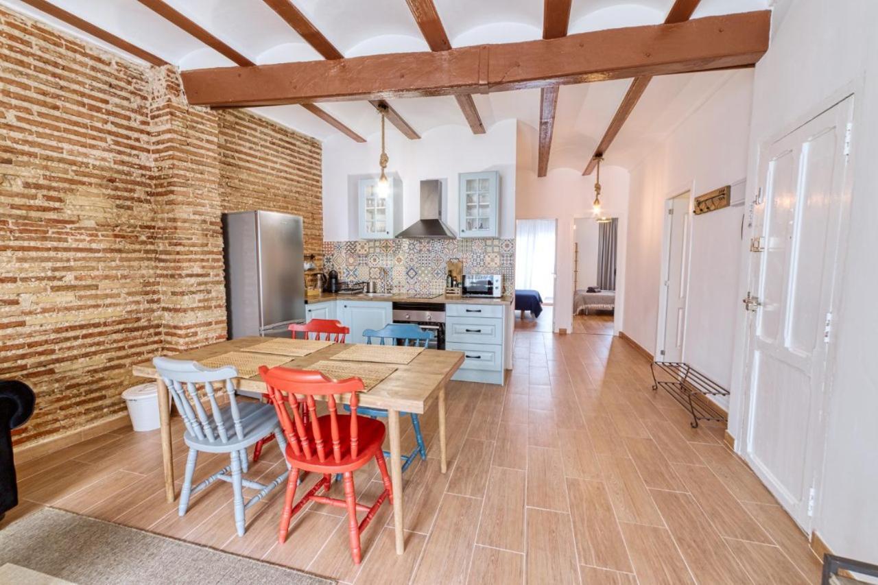 Apartment Beams & Bricks
