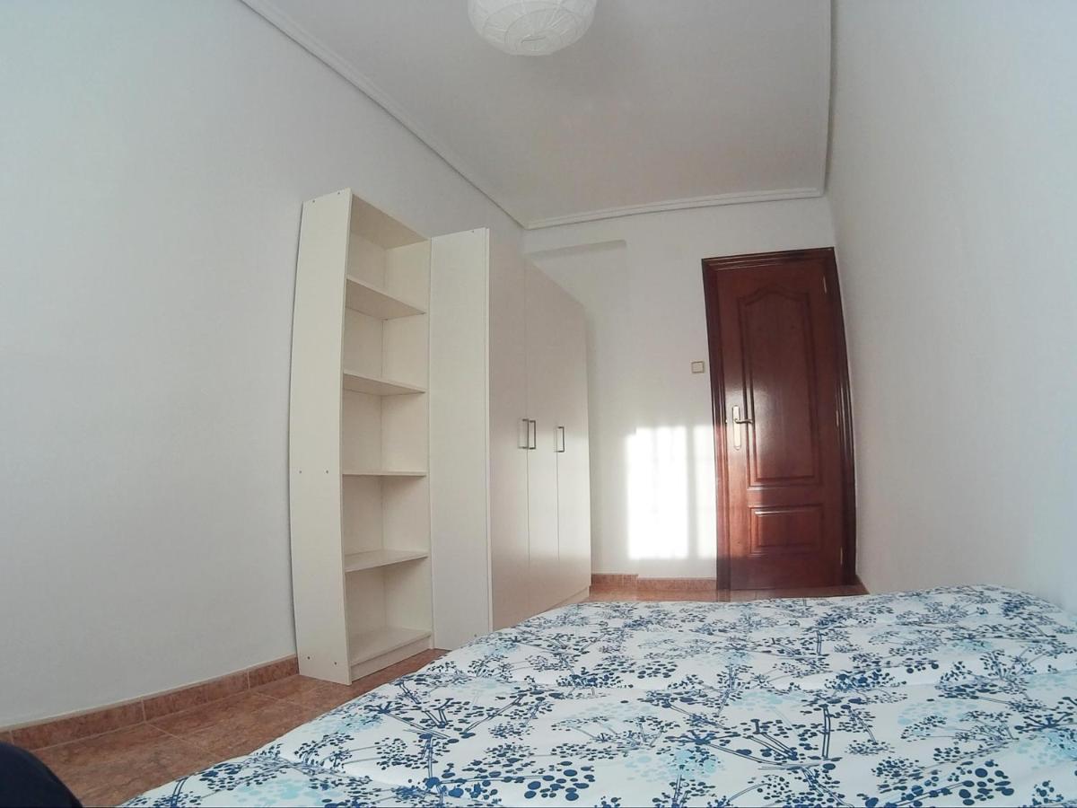 Malvarrosa Apartment *