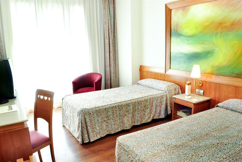 Hotel Catalonia Excelsior 4*