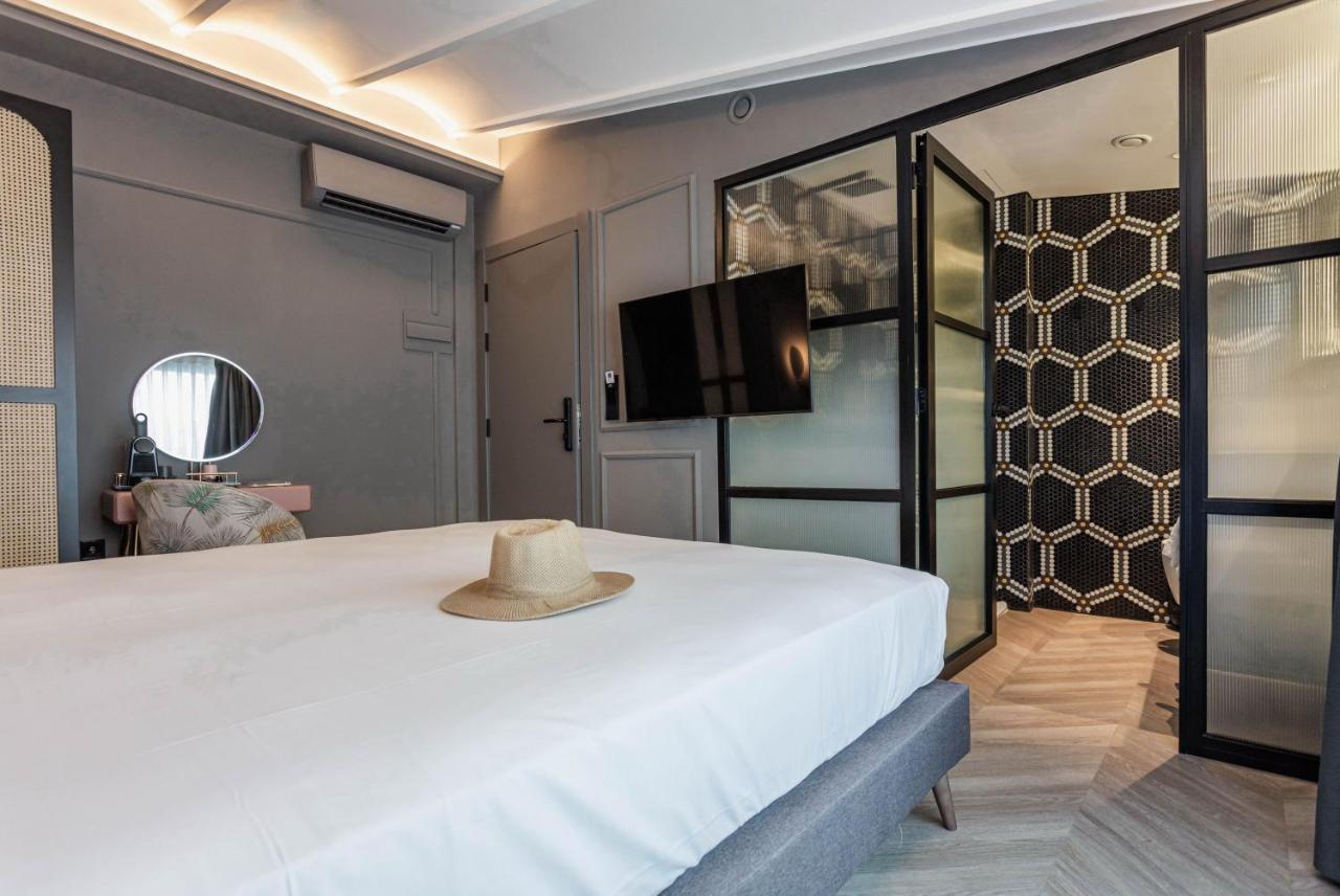 Reina 107 Boutique Guest house 2*