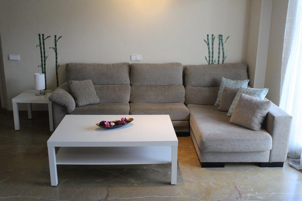 Family Apartment *