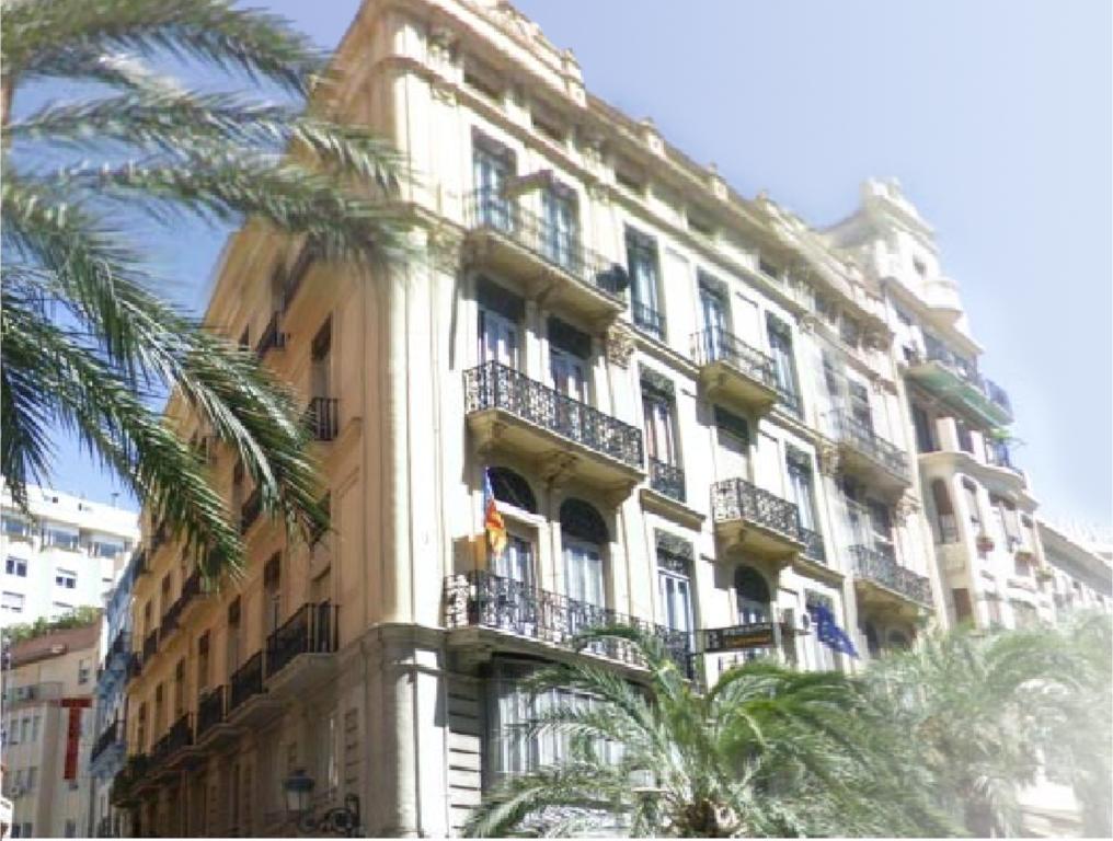 Universal Valencia