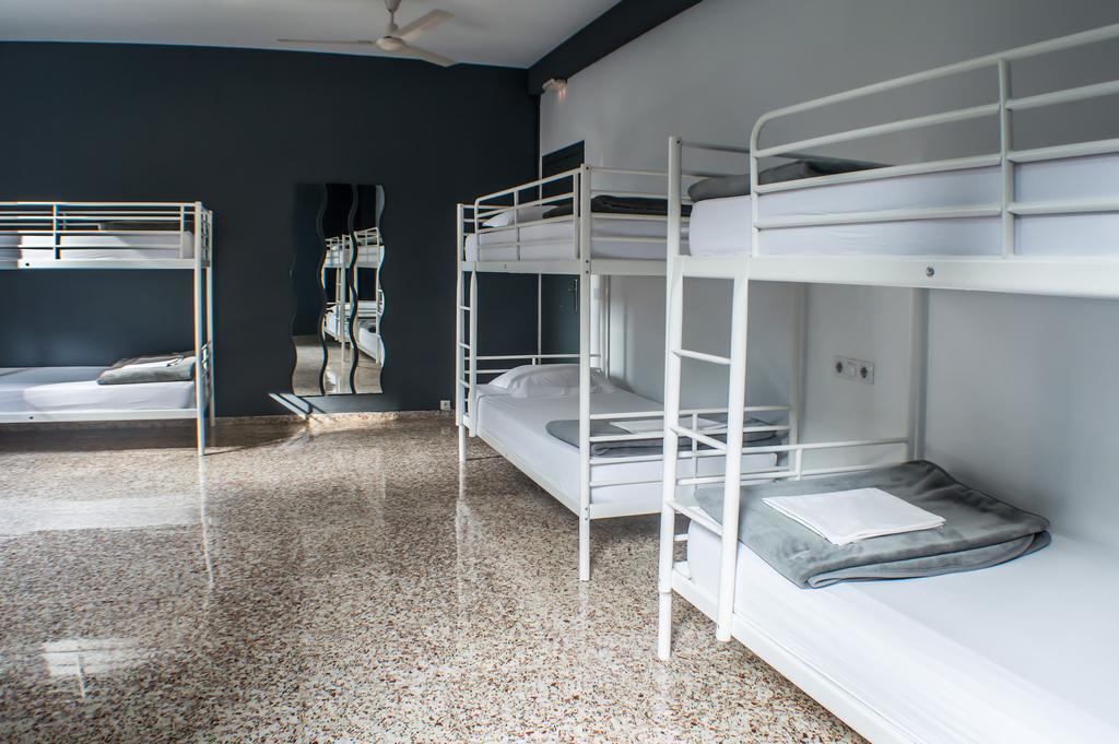 Quart Youth Hostel&apartments