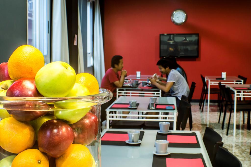 Quart Youth Hostel&apartments Hostel