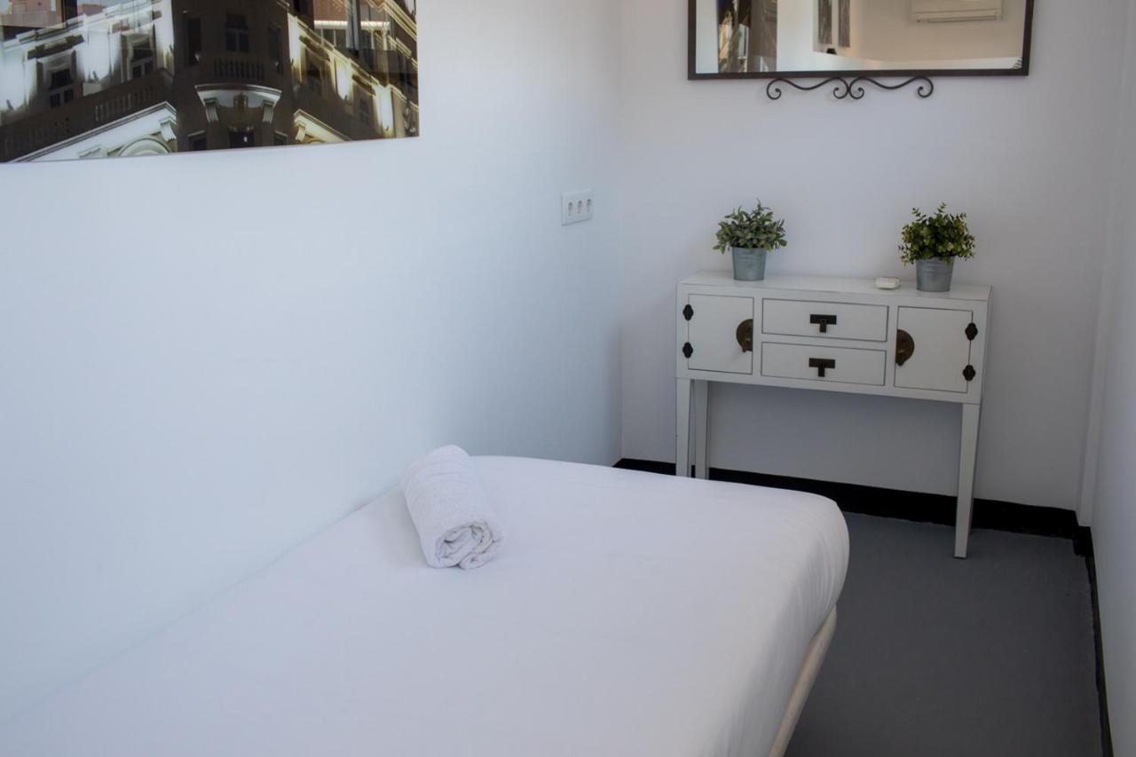 Florit Flats - Cabanyal 3 Bedroom Wifi Ac Terrace Penthouse * Valência