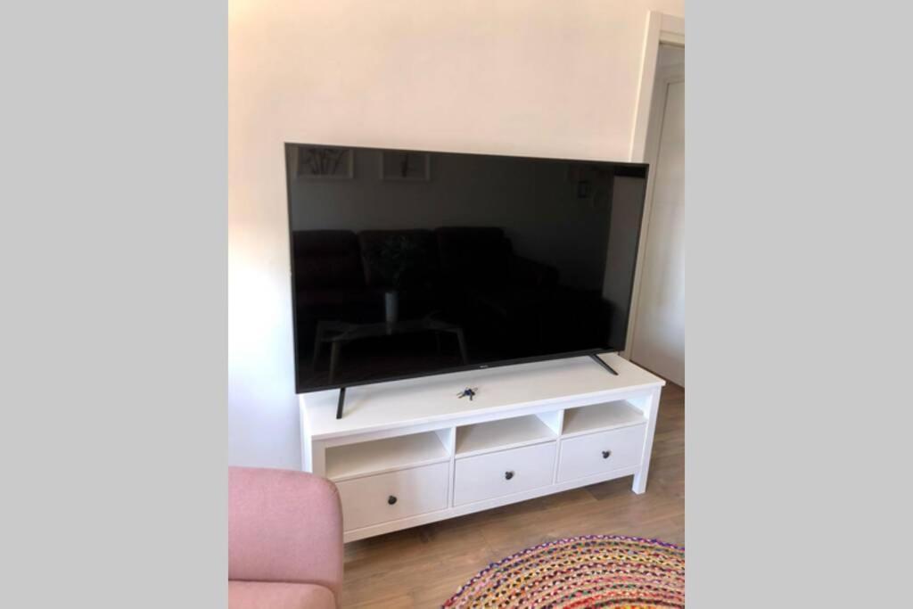 Beautiful And Renovated In The Center *