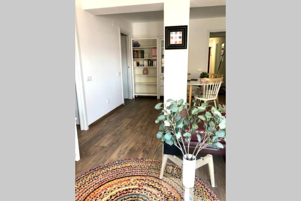 Beautiful And Renovated In The Center Apartment