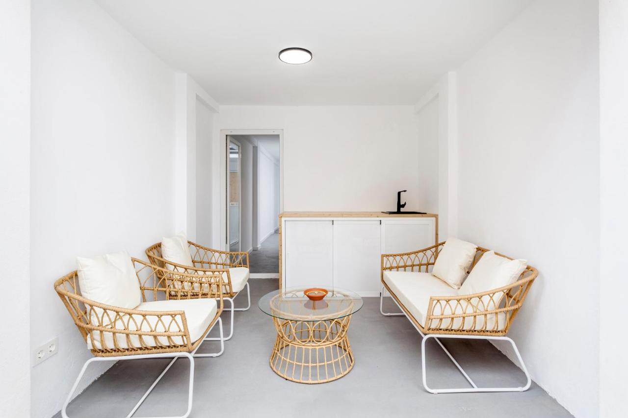 Three Floor House With Terrace Valencia