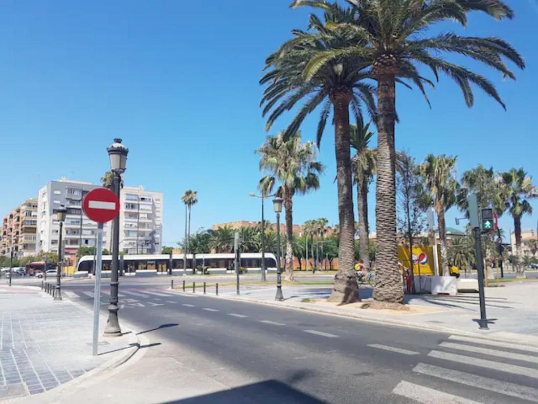 Reina Playa Apartment Valencia
