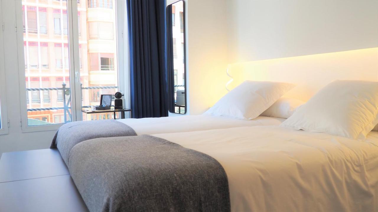 Plaza View Hotel