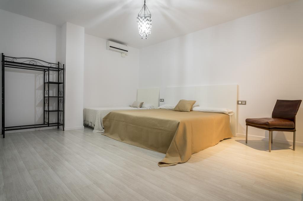 Marshall By Hoom Apartment
