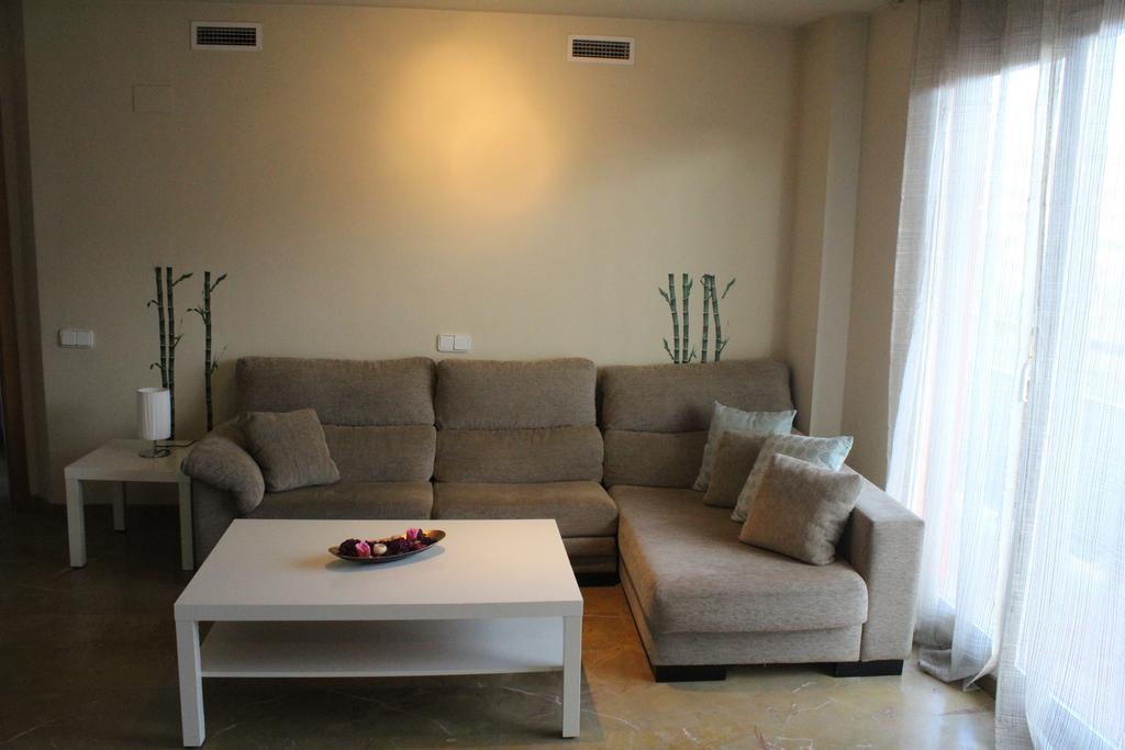 Family Apartment *