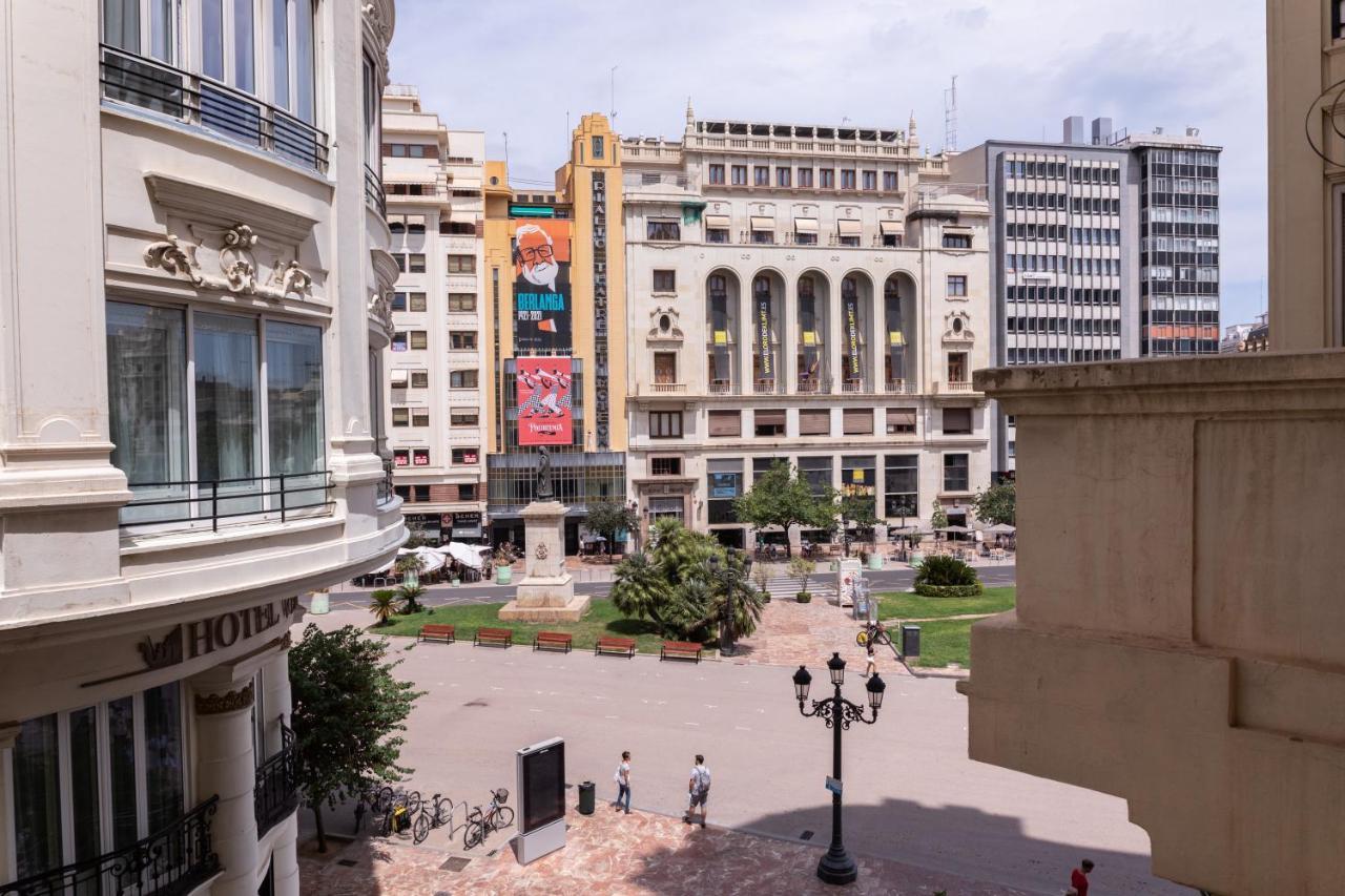 Exclusivos Lofts En Plaza Del Ayuntamiento Apartment