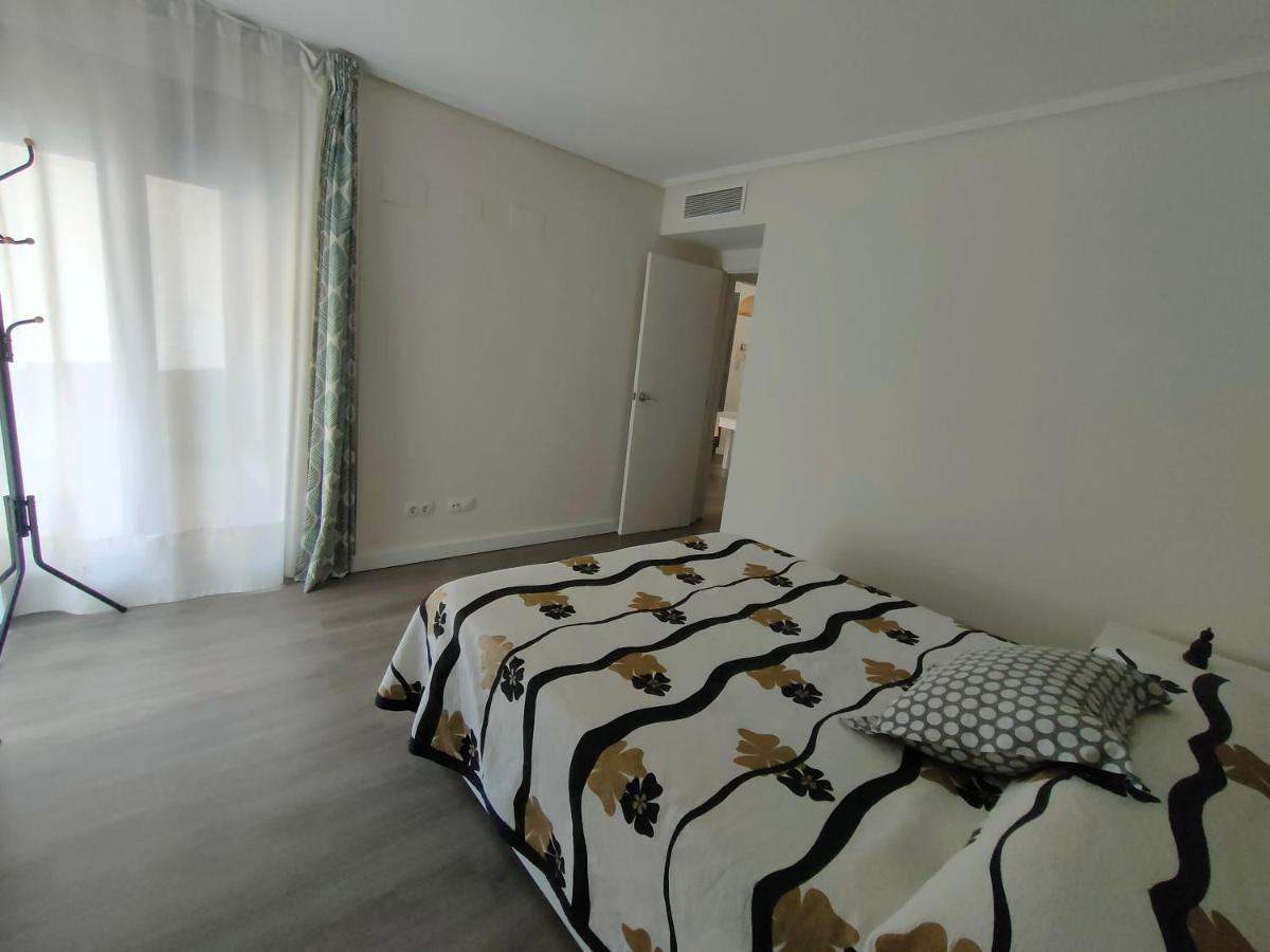 Non Stress First Level Apartment *