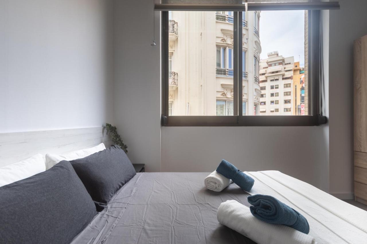 Exclusivos Lofts En Plaza Del Ayuntamiento Apartment *