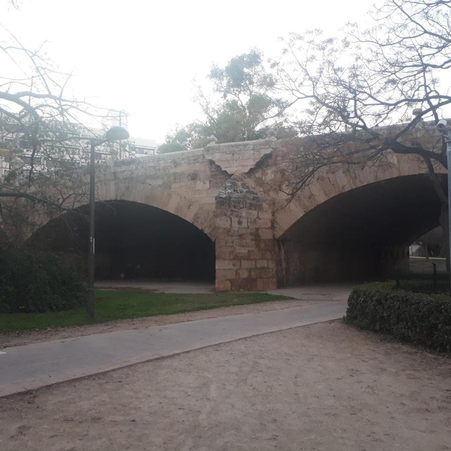 Apartment Near Plaza Ayuntamiento In The Historic Center Of *
