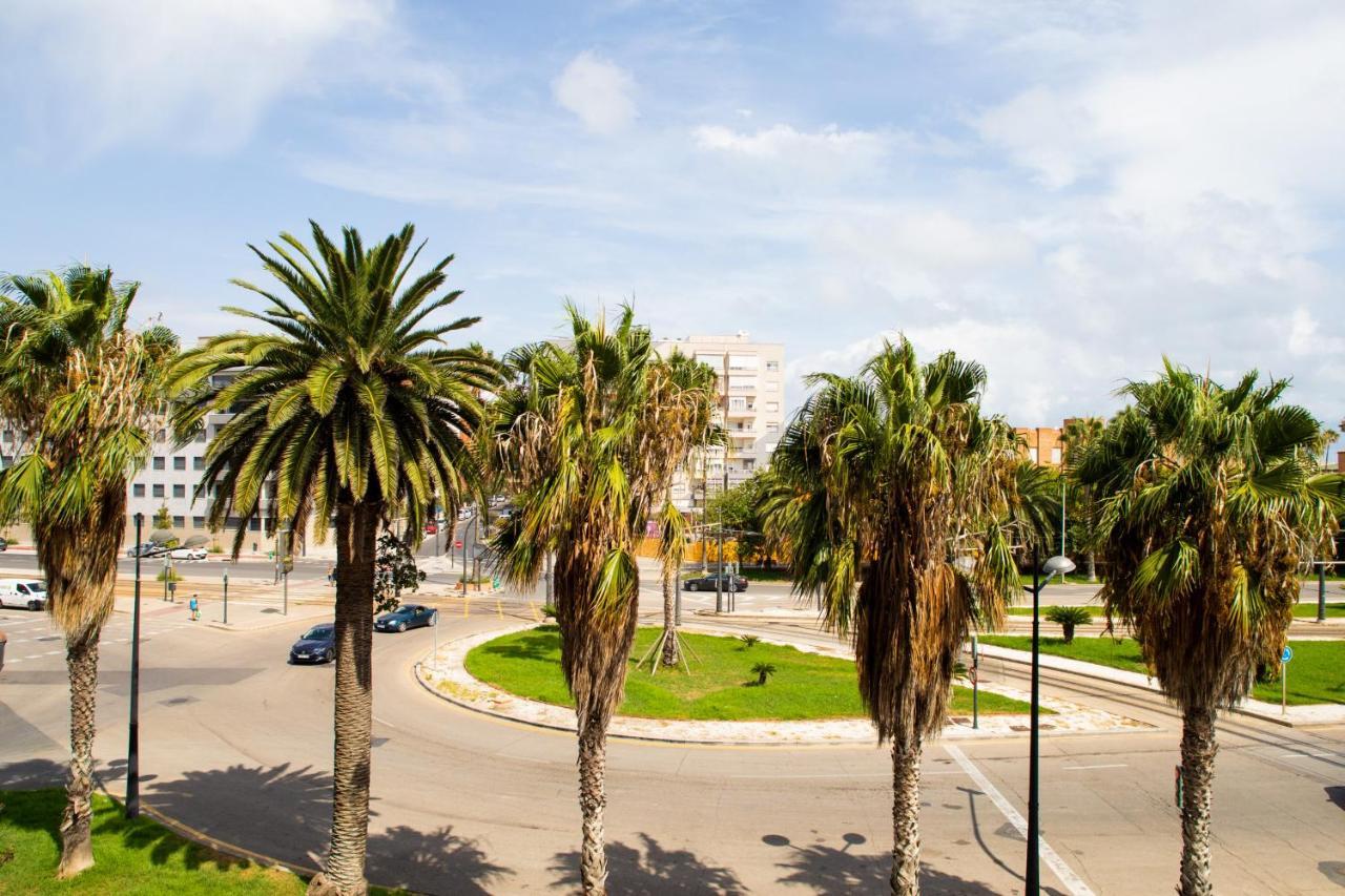 Florit Flats - The Malvarrosa Beach Walking Distance Apartment With Free Parking *