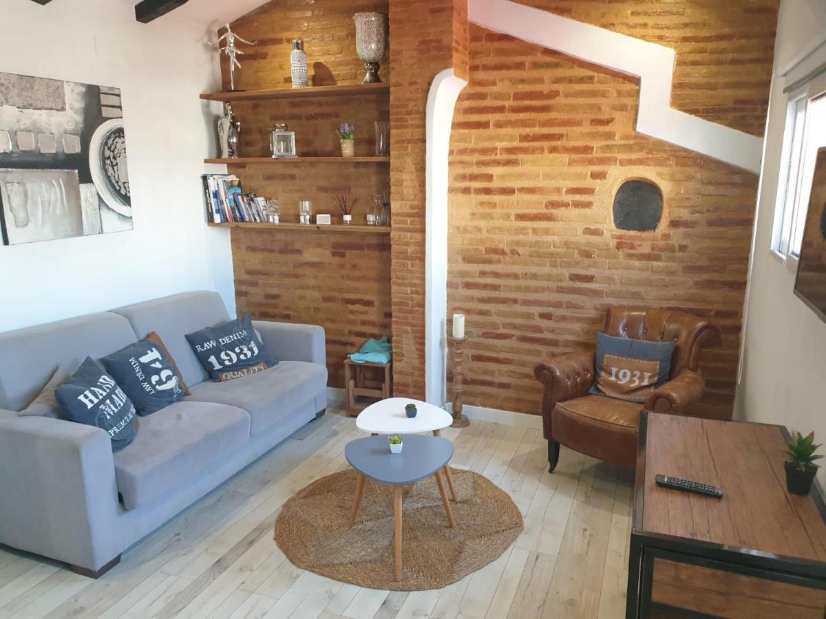 Atico Con Terraza Y Jacuzzi En El Centro Apartment