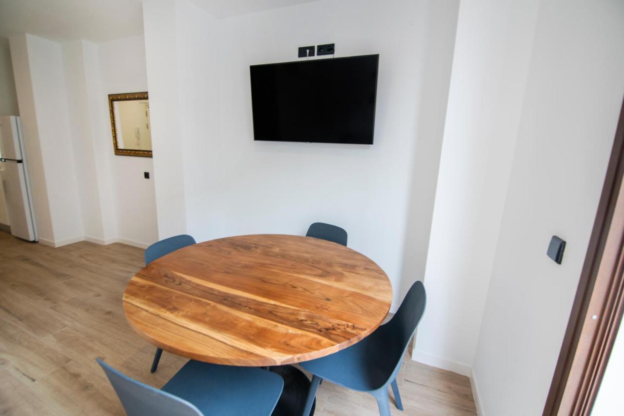 Vlc Host- Eixarchs Apartment *