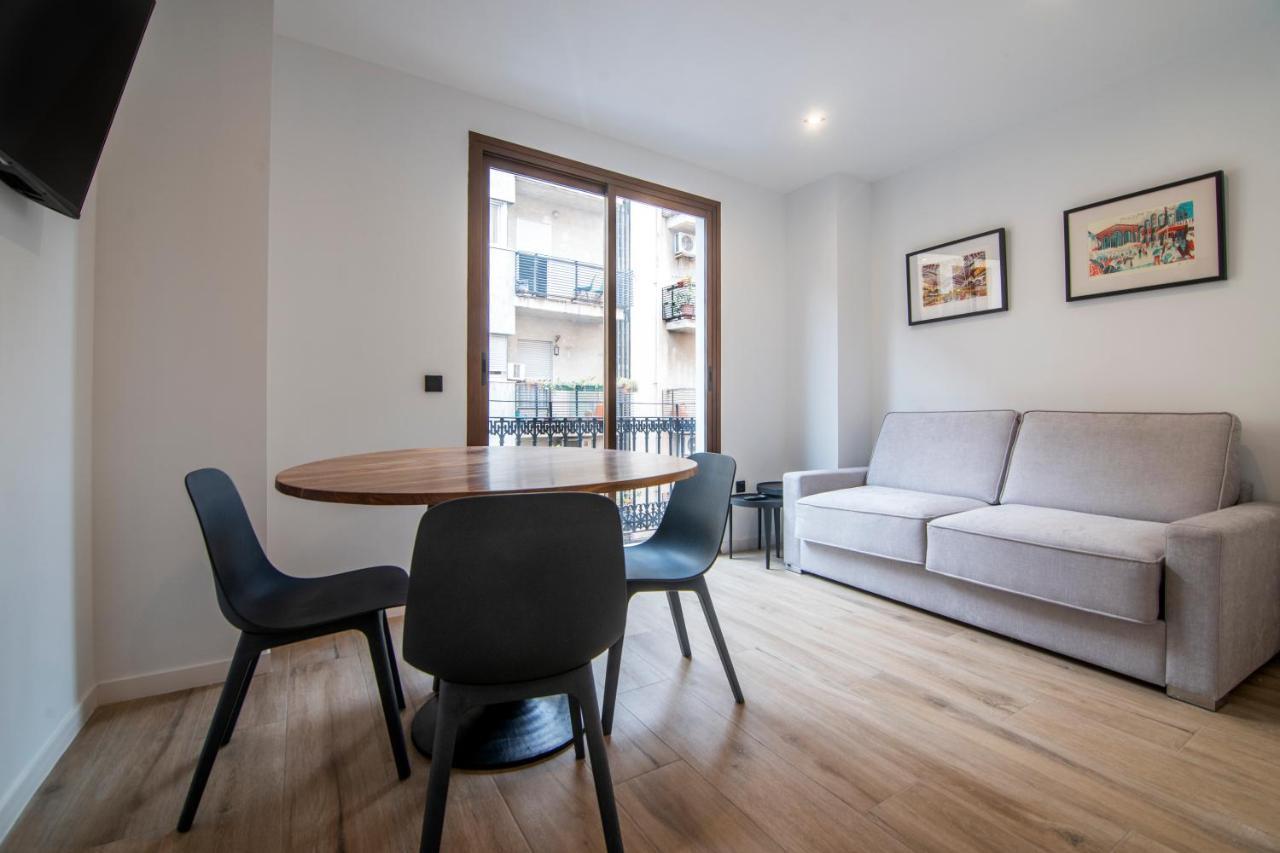 Vlc Host- Eixarchs Apartment