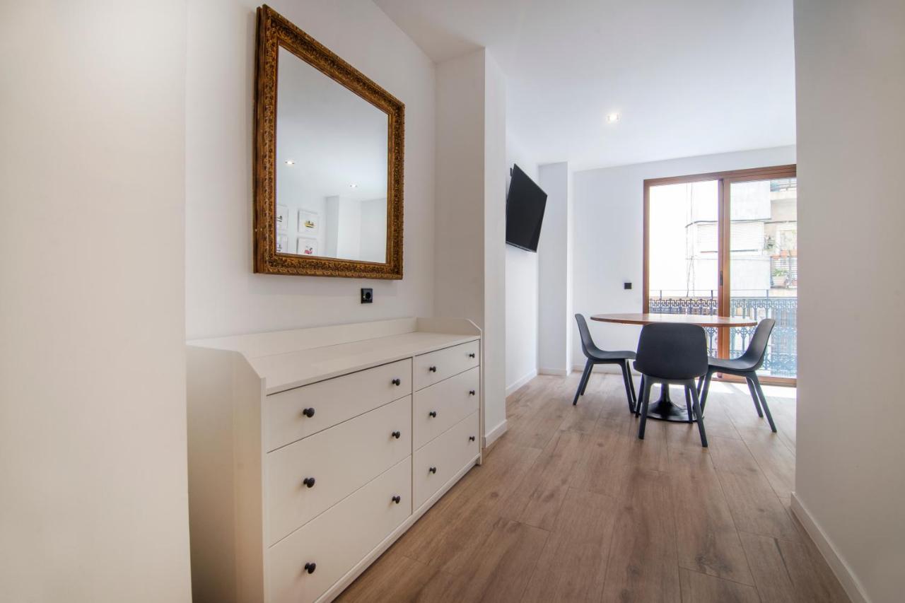 Vlc Host- Eixarchs Apartment *