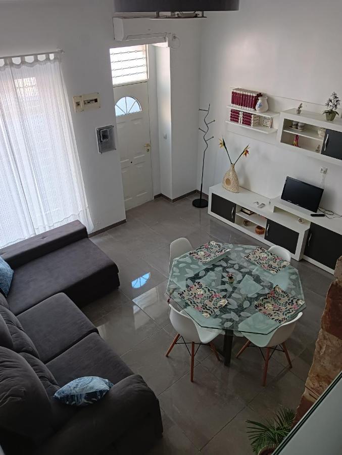 Luminoso Cerca De La Playa Y Puerto Appartement