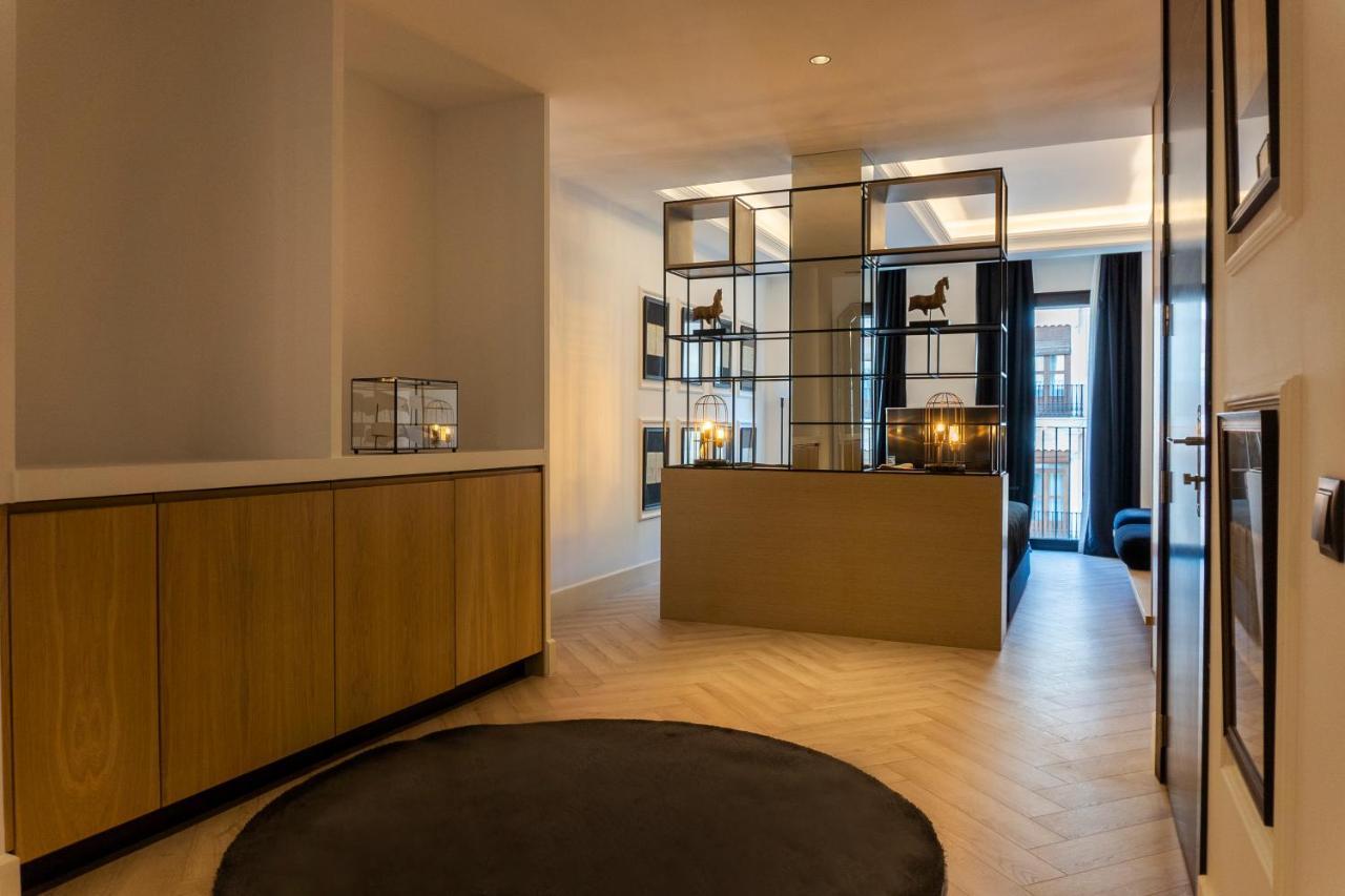 Vlc Townsquare Suites Apartment