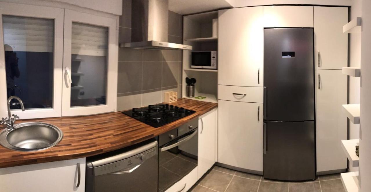 Manya Apartment *