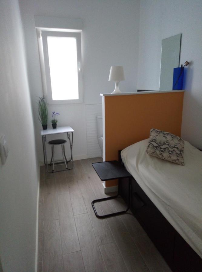 Alquilo Individual Con Aseo Privado Solo Chicas, Only Girls