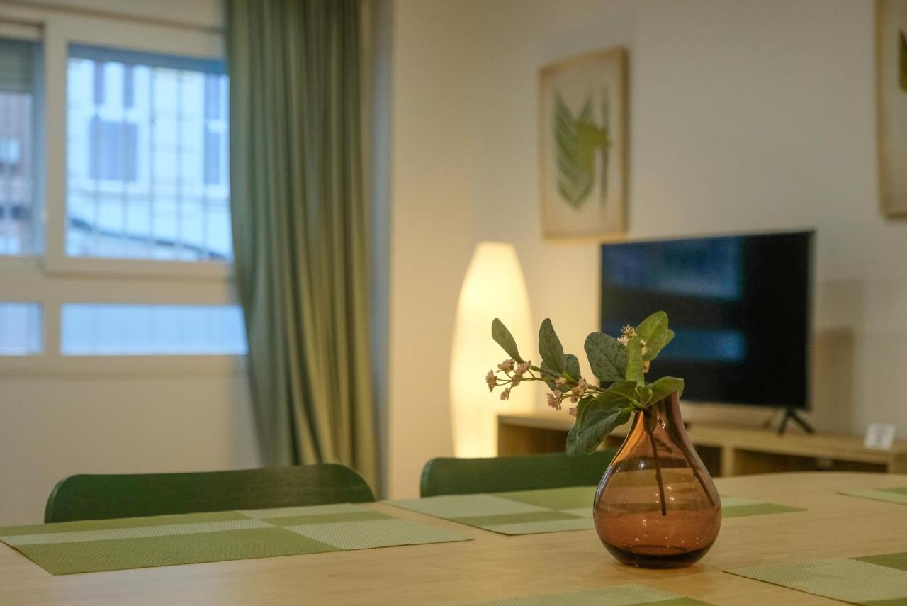 Apartment With Fluffy Beds & Private Patio *