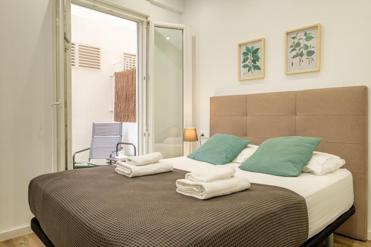 Apartment With Fluffy Beds & Private Patio