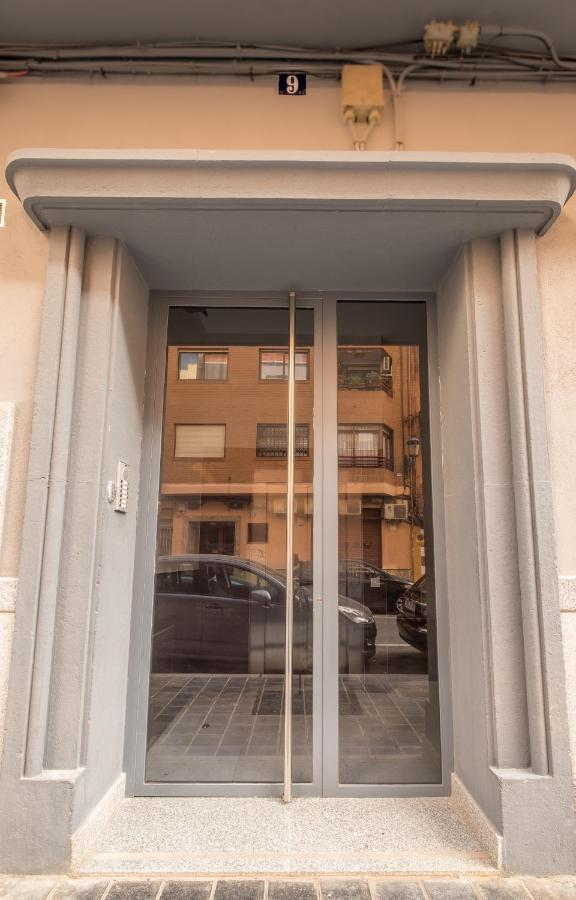 With Fluffy Beds & Private Patio Valencia