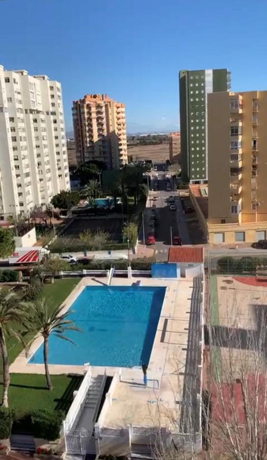 La Pobla De Farnals Appartement *