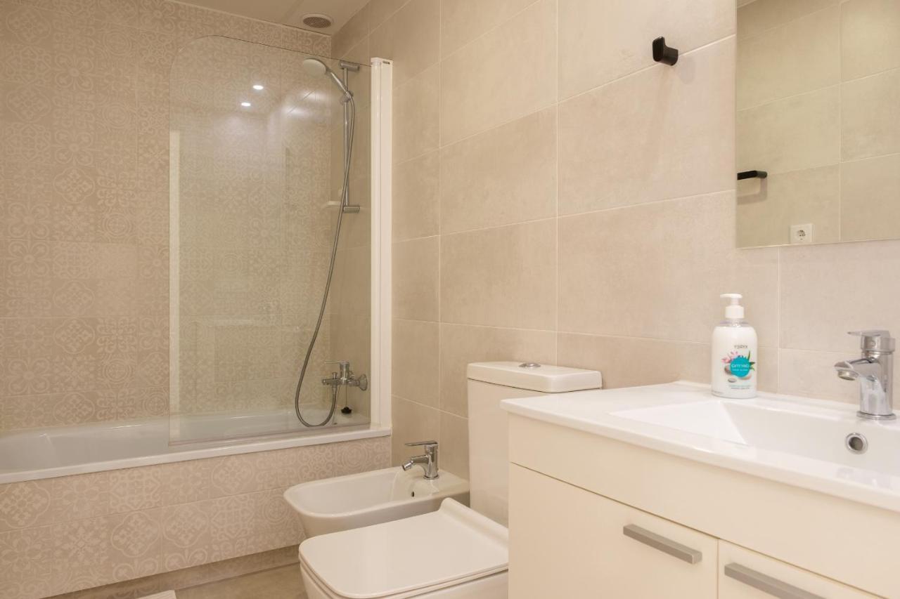 Bright, Brand New & Very Comfortable Valência