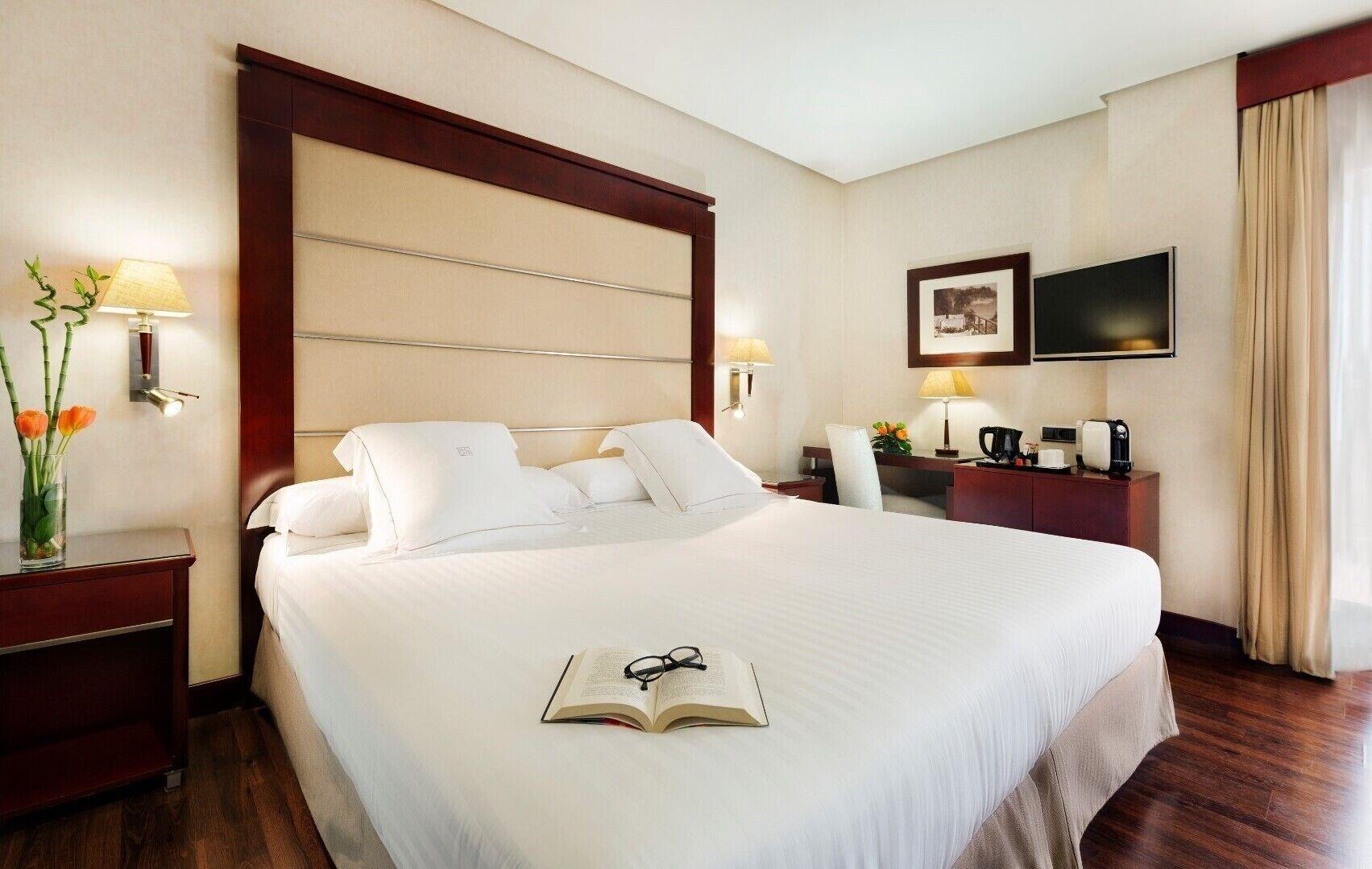 Hotel Center