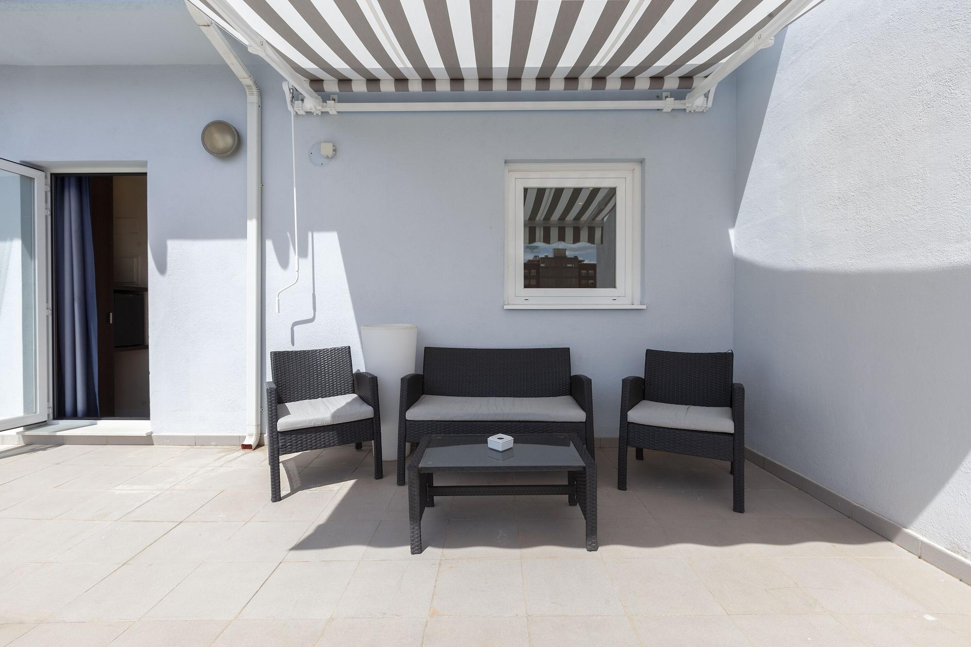 Hotel Olympia Universidades 3*