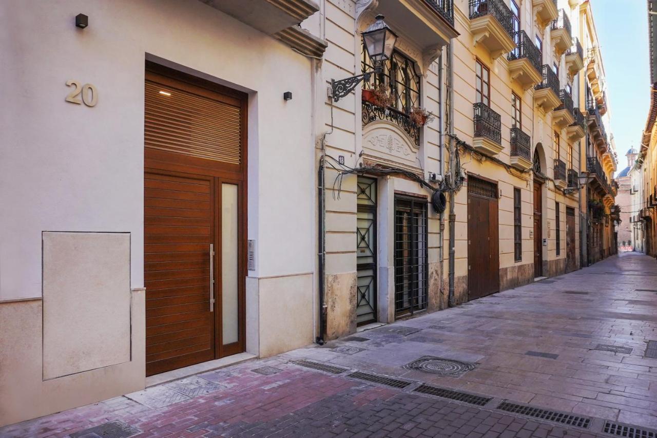 Apartment Vlc Host- Eixarchs