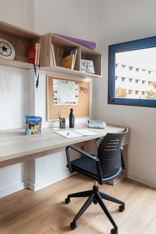 Juvenil Colegio Mayor Galileo Galilei Apartment