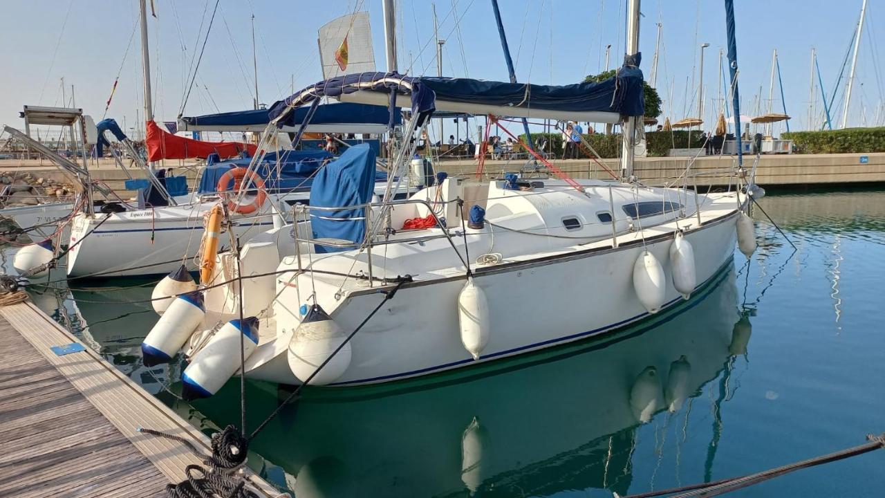 Excelente Velero En *