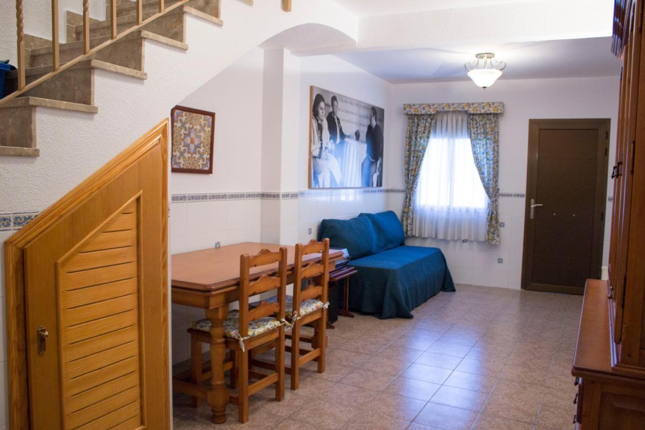 Lluch House *