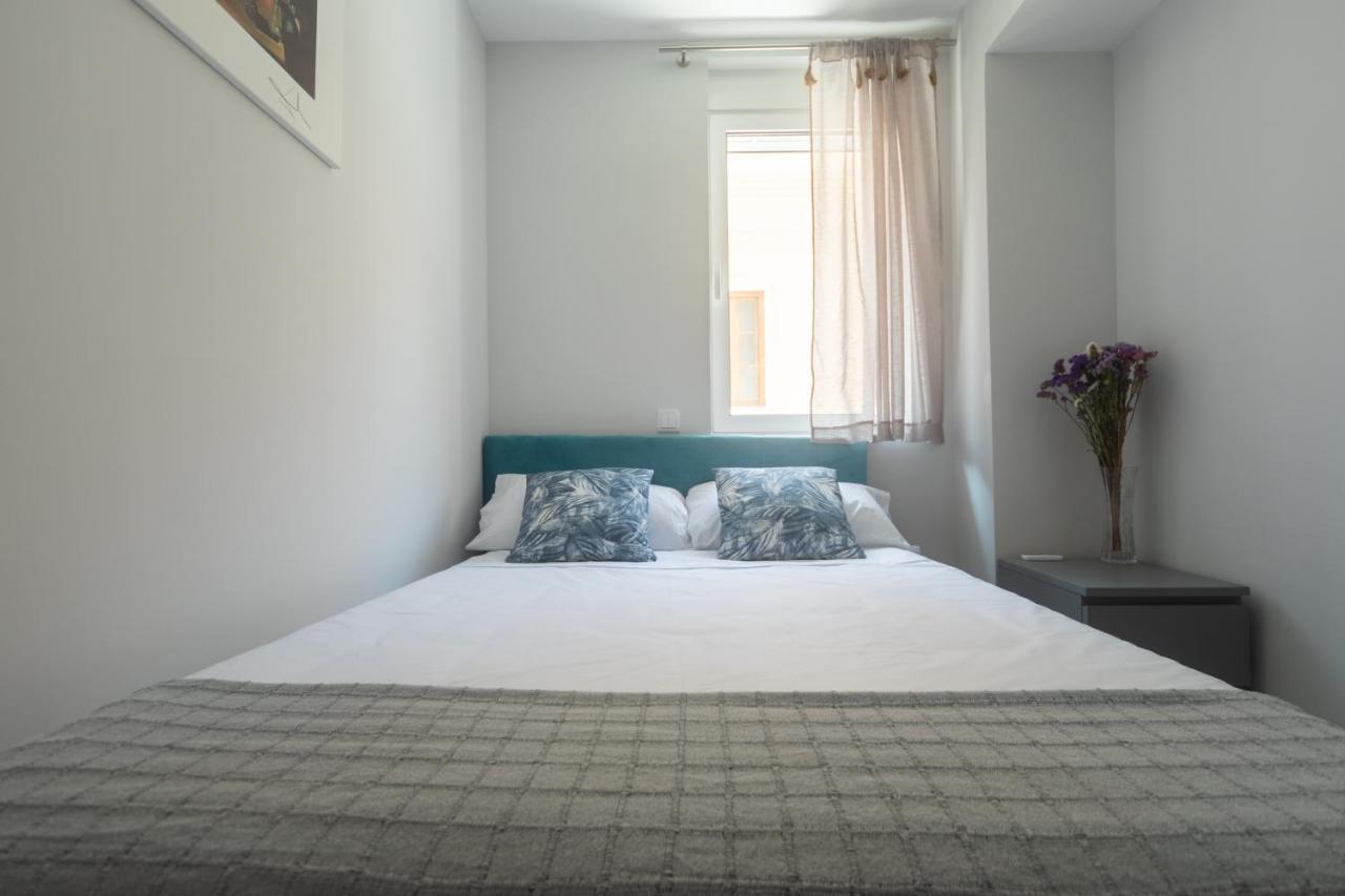 Reinapart Apartment Valencia