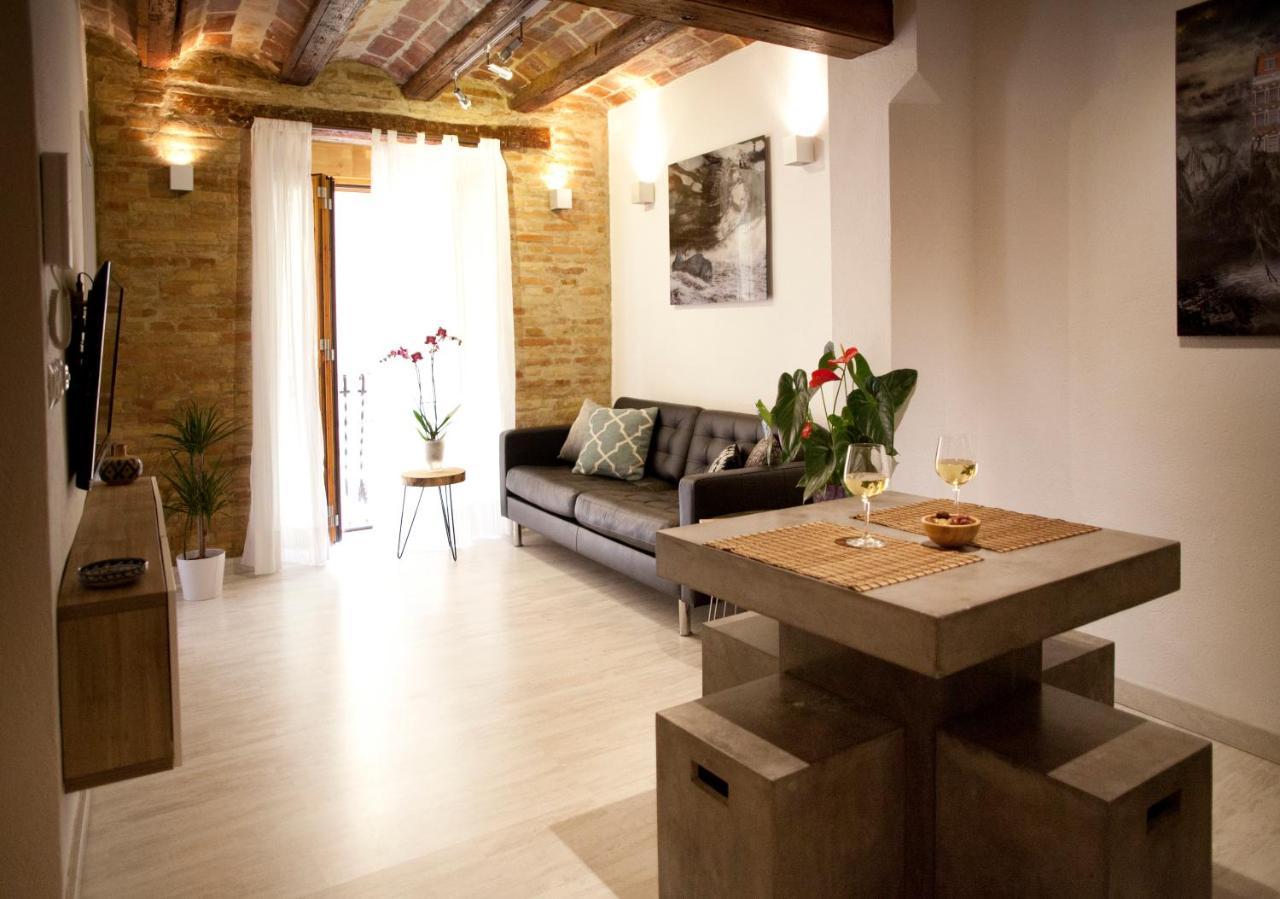 Apartment Authentic Charming Apartment/wifi/air Conditioning *
