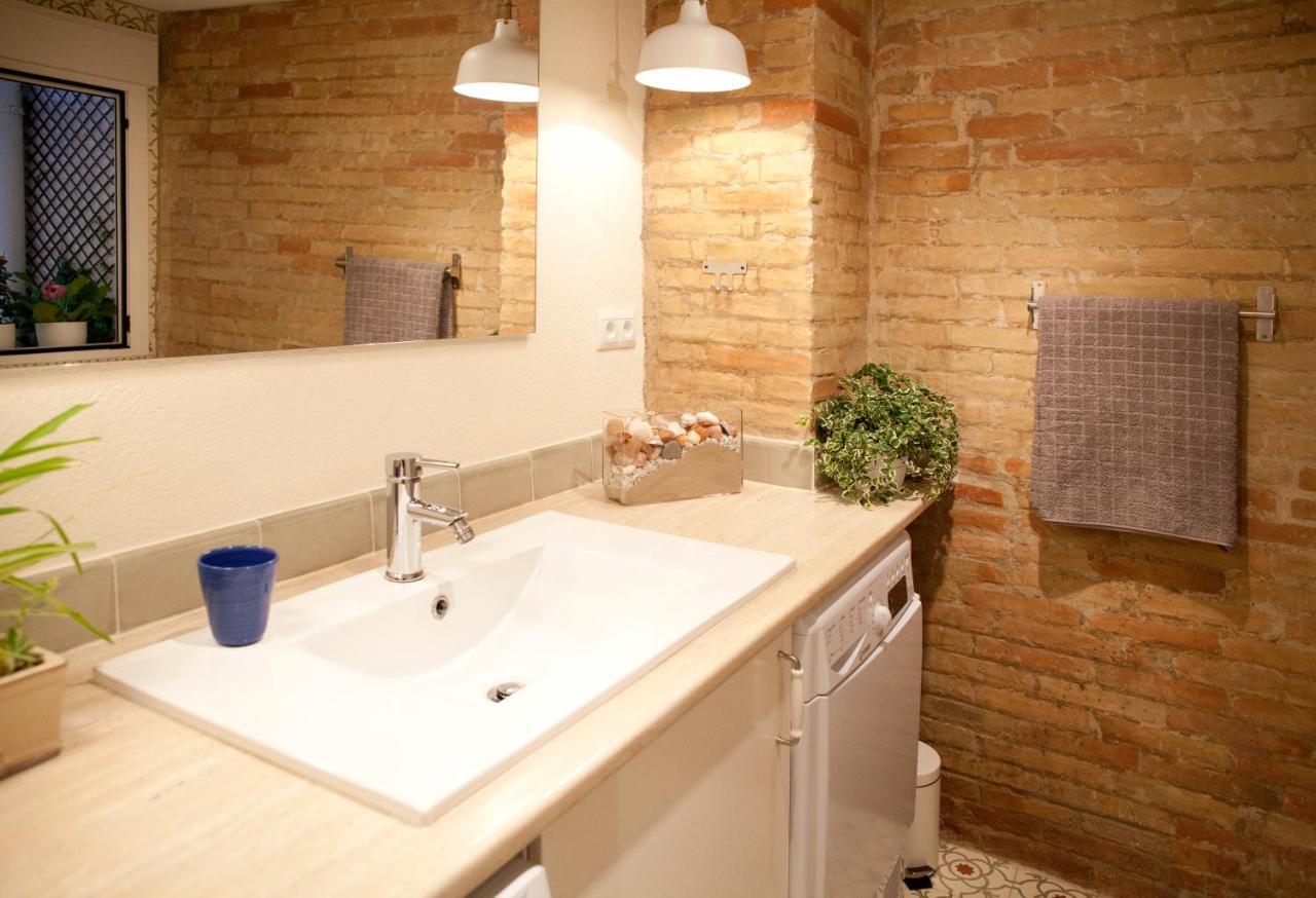 Apartment Authentic Charming Apartment/wifi/air Conditioning